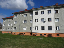 Fasáda bytového domu (Varnsdorf)